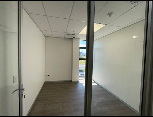 INDUSTRIAL PROPERTY TO RENT IN SAMRAND BUSINESS PARK